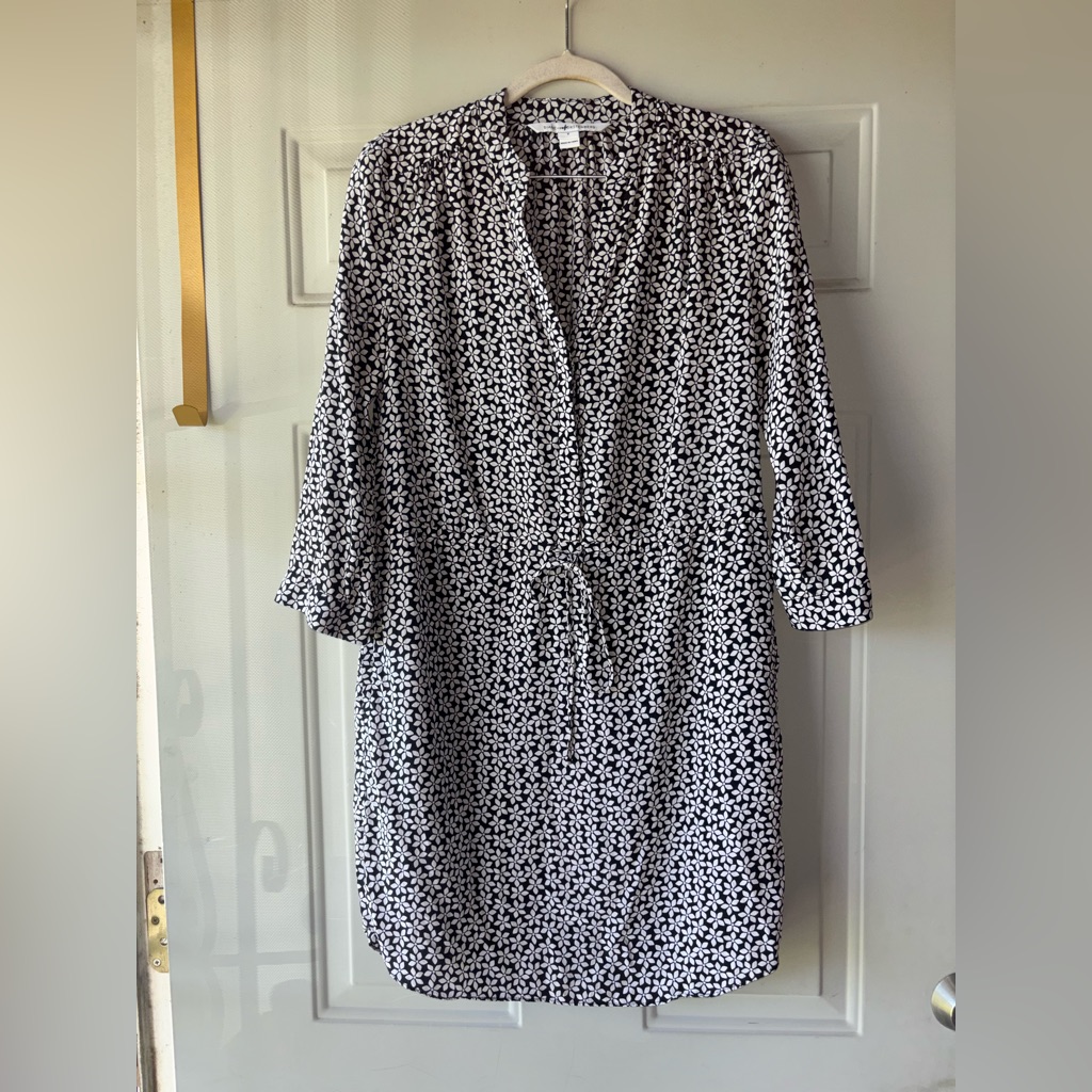 Diane Von Furstenberg Black/White Floral Silk Dress Size 4